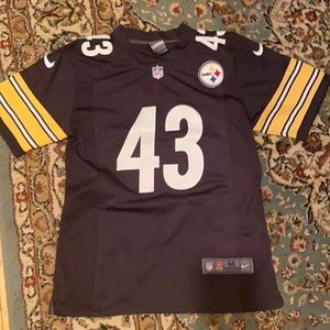 Steelers Jersey. Nearly new condition. Only worn a couple times.